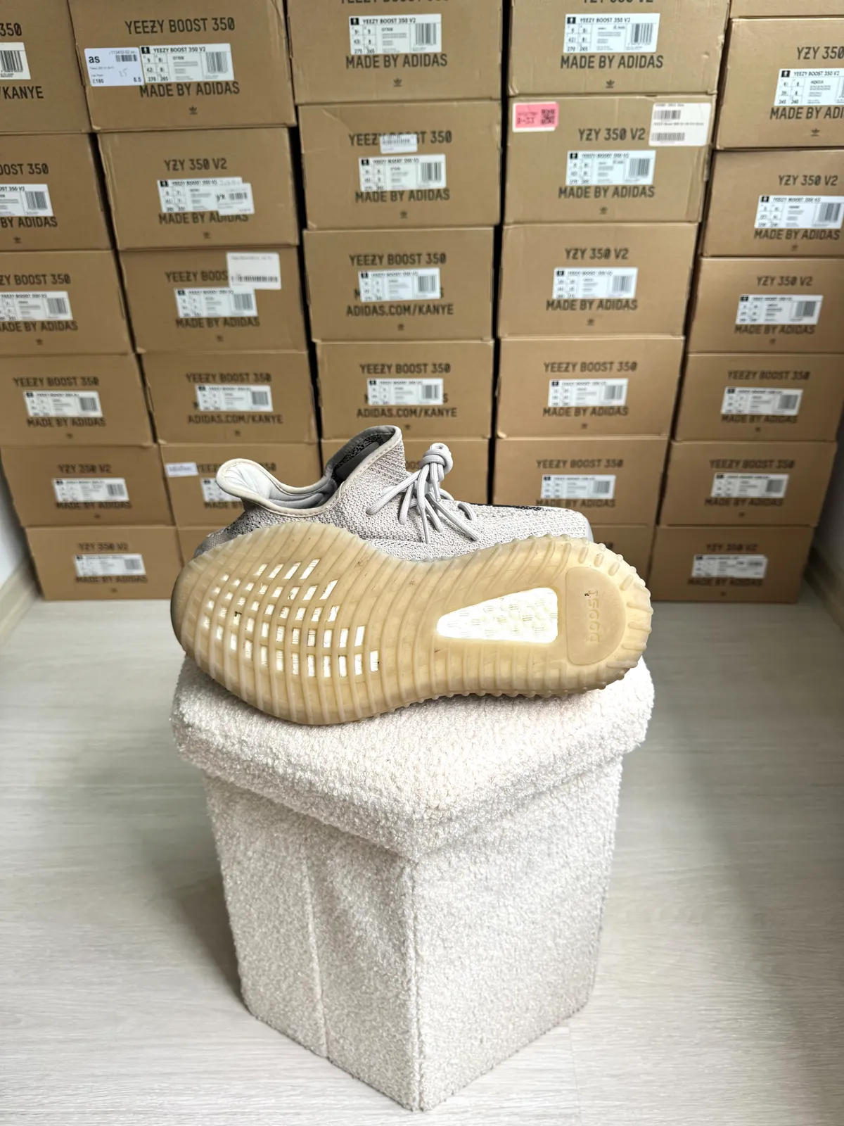 Yeezy Boost 350 V2 Slate — mărimea 44 2/3 — foto 4