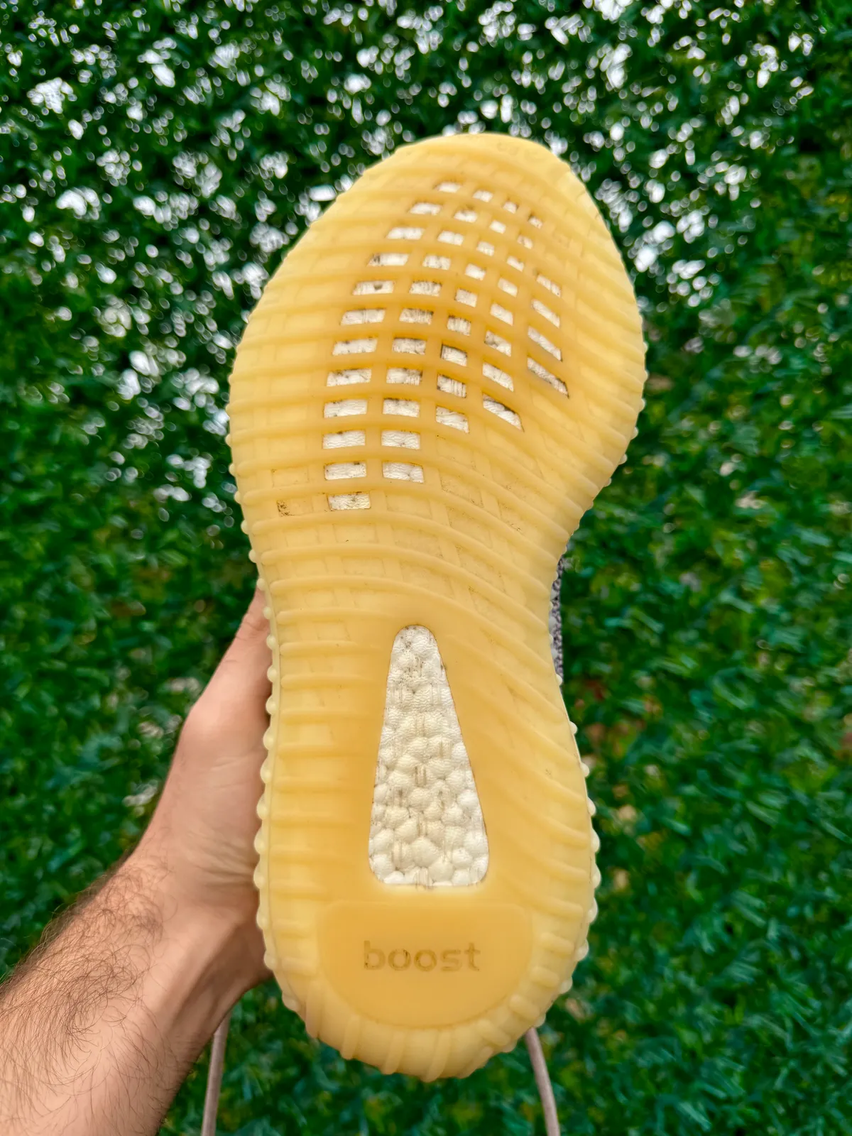 Yeezy Boost 350 V2 Ash Pearl — mărimea 42 — foto 3