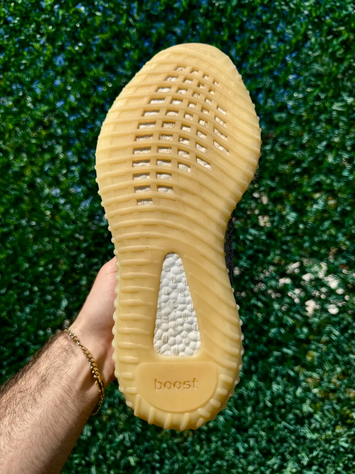 Yeezy Boost 350 V2 Ash Pearl — mărimea 45 1/3 — foto 3