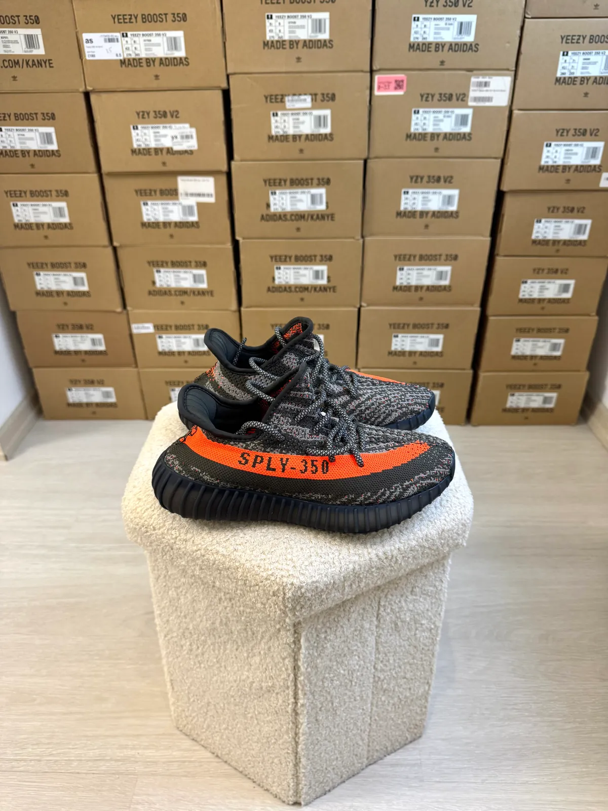 Yeezy Boost 350 V2 Carbon Beluga — mărimea 38 — foto 3