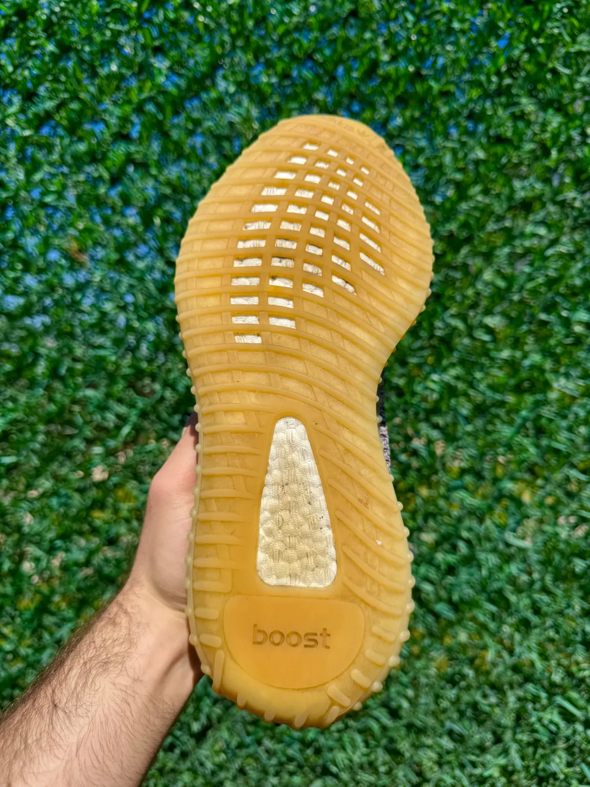 Yeezy Boost 350 V2 Ash Pearl — mărimea 42 2/3 — foto 4