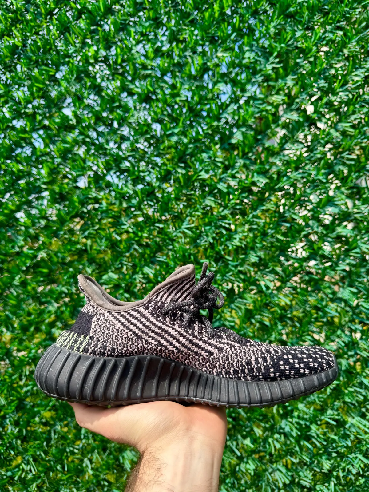 Yeezy Boost 350 V2 Yecheil — mărimea 38 — foto 2