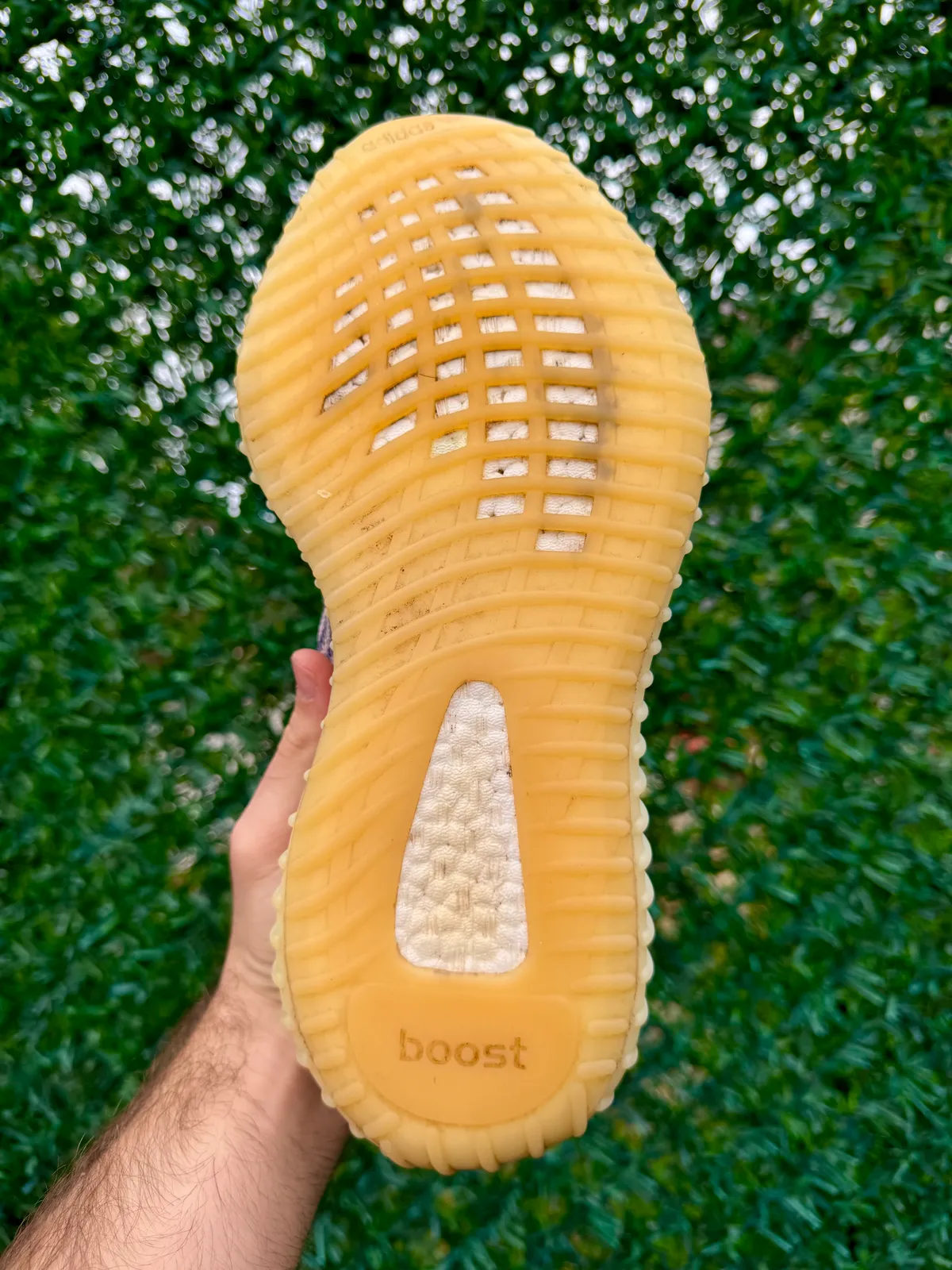 Yeezy Boost 350 V2 Ash Pearl — mărimea 42 — foto 2