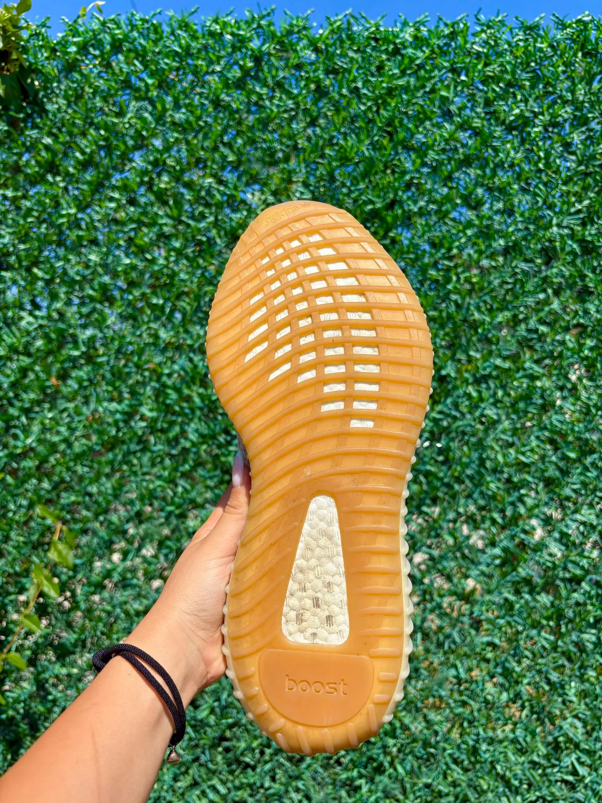 Yeezy Boost 350 V2 Sesame — mărimea 45 1/3 — foto 2