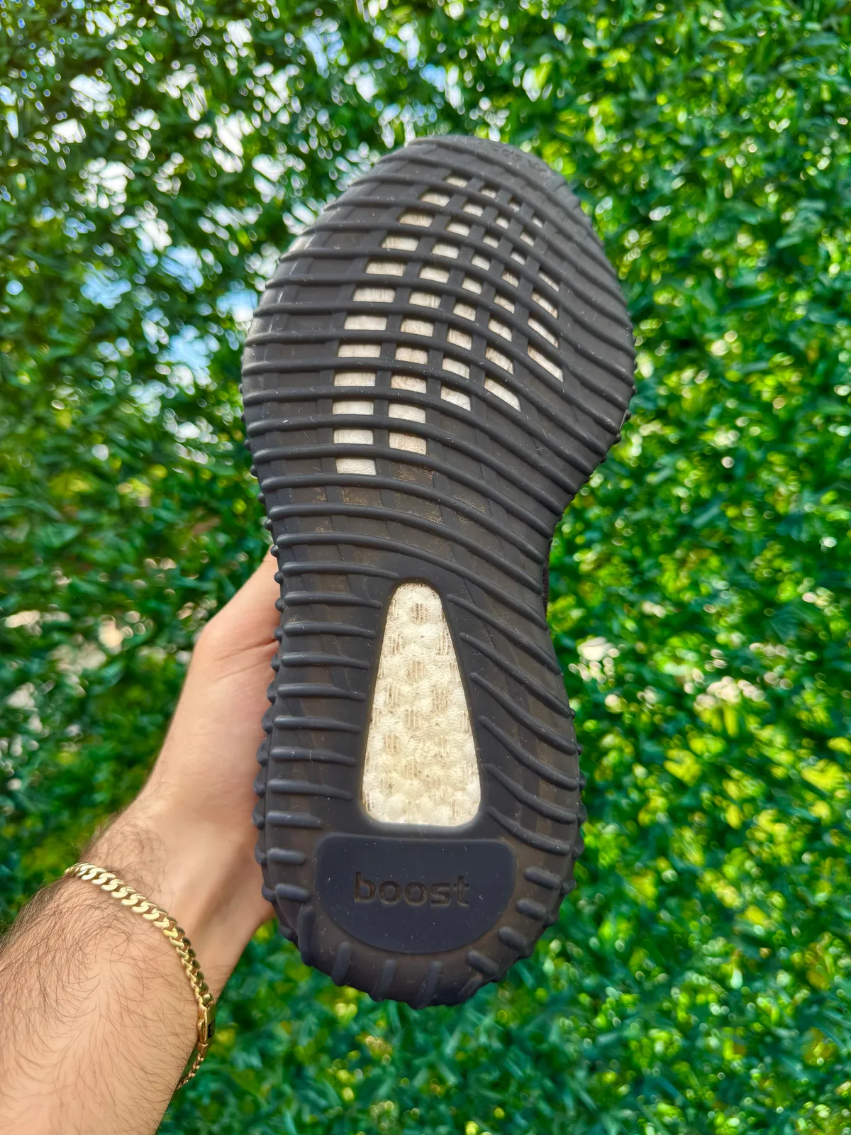 Yeezy Boost 350 V2 Onyx — mărimea 37 1/3 — foto 2