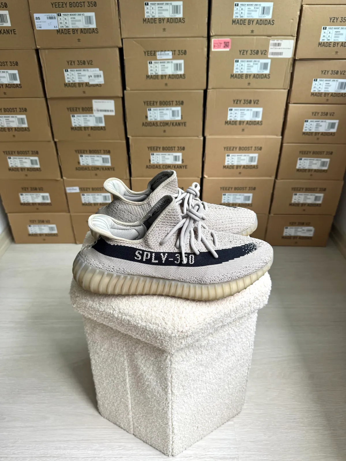 Yeezy Boost 350 V2 Slate — mărimea 44 2/3 — foto 3
