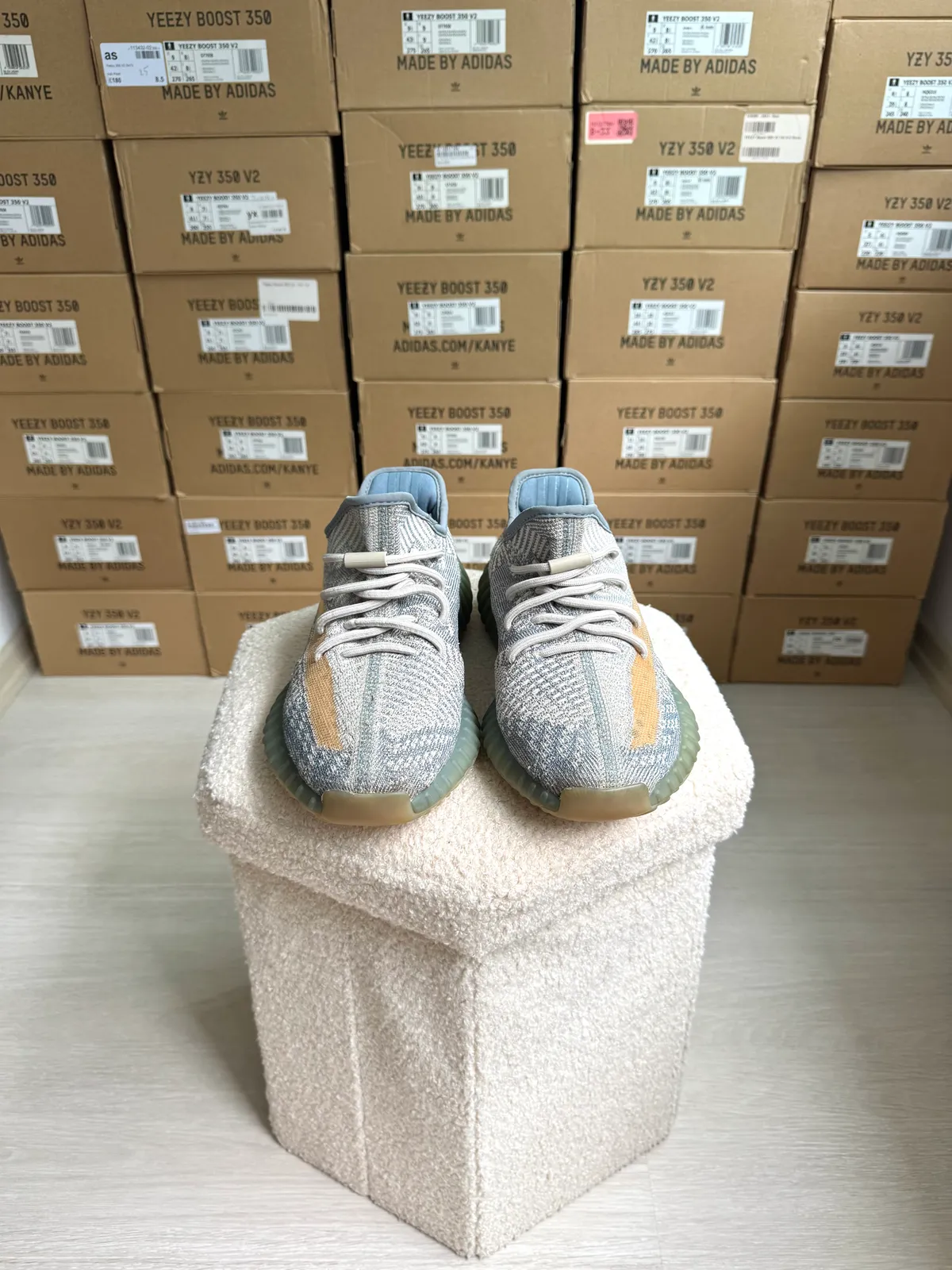 Yeezy Boost 350 V2 Israfil — mărimea 42 2/3 — foto 2