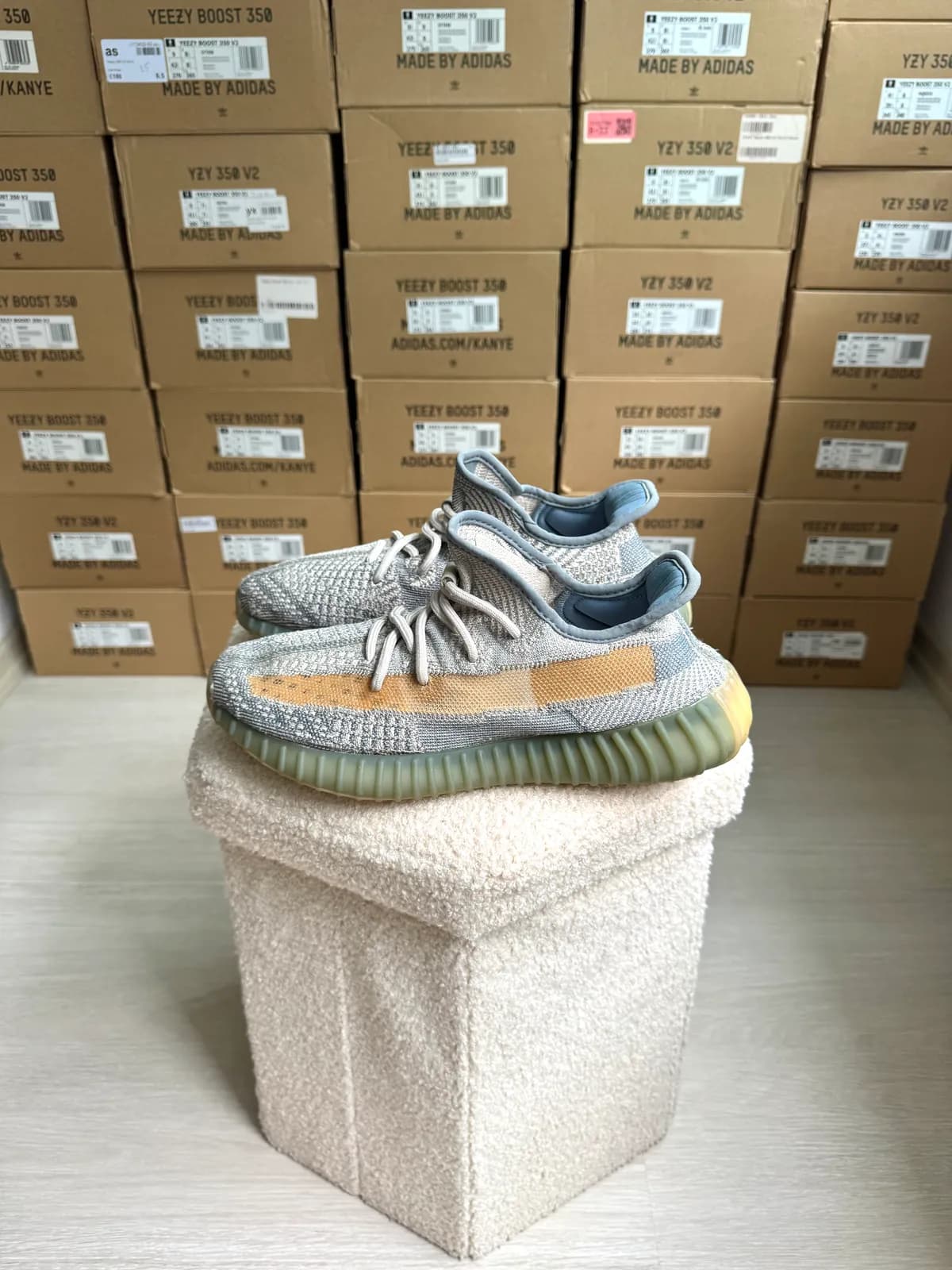Yeezy Boost 350 V2 Israfil — mărimea 42 2/3 — foto 1
