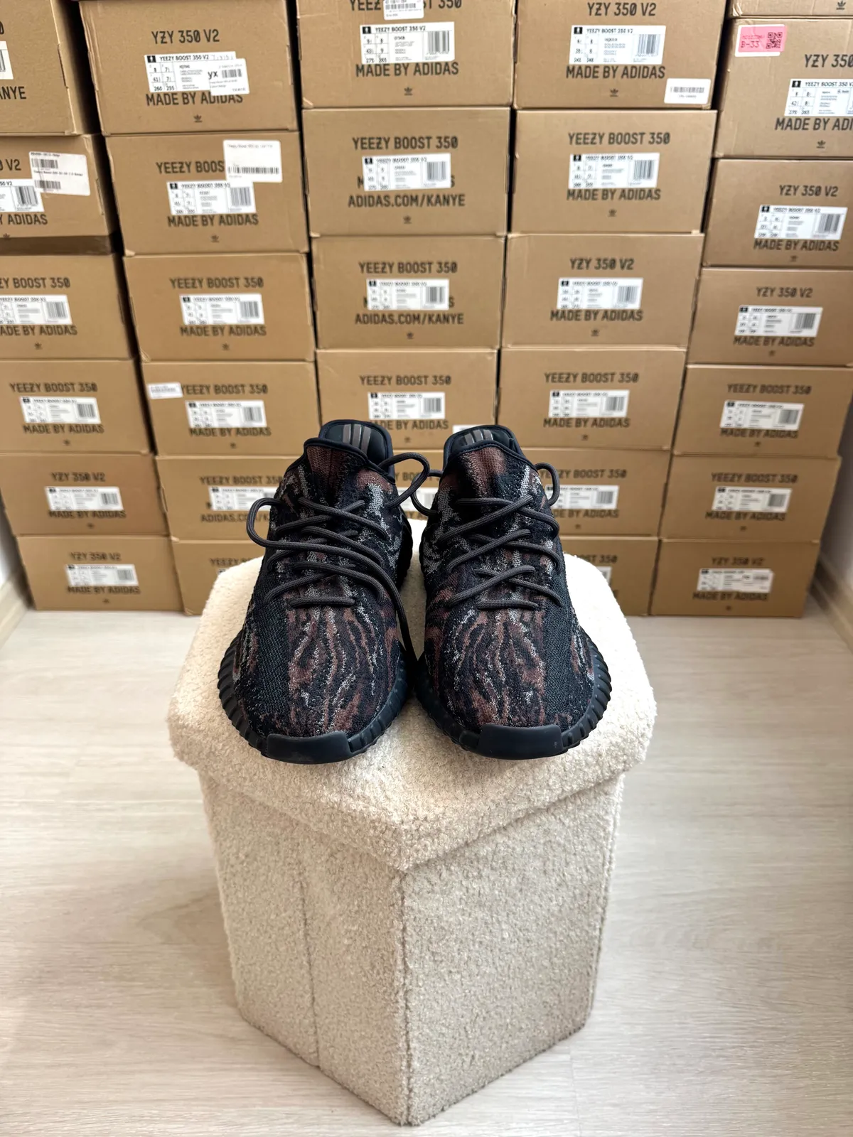 Yeezy Boost 350 V2 MX Rock — mărimea 44 2/3 — foto 2